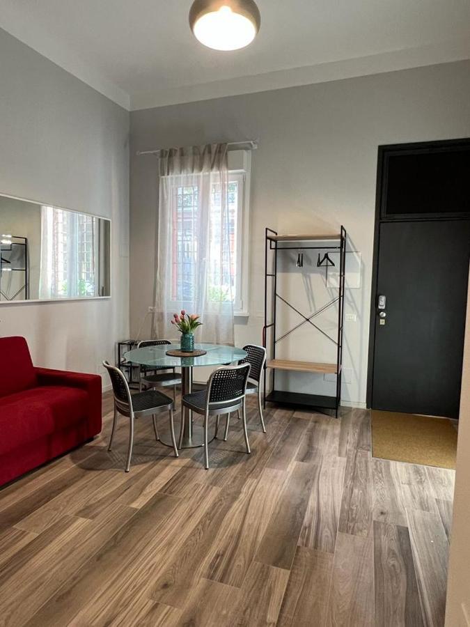 Fiori 3 Apartment Milan Bagian luar foto