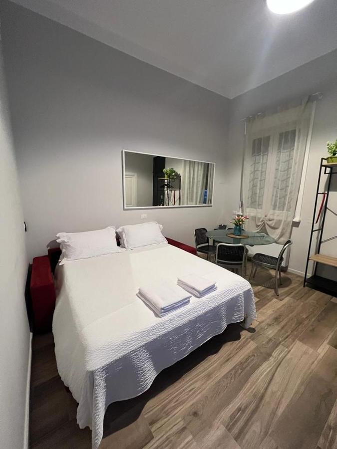 Fiori 3 Apartment Milan Bagian luar foto